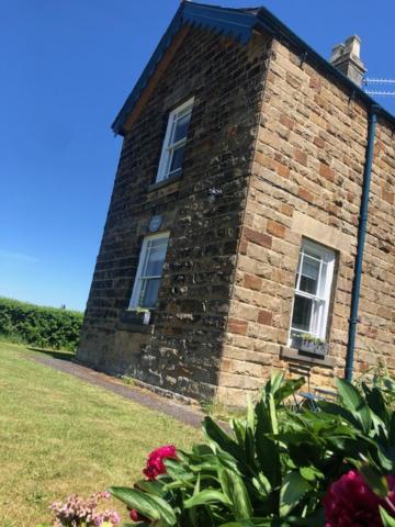 Hassop Station Apartment On The Monsal Trail ベイクウェル エクステリア 写真